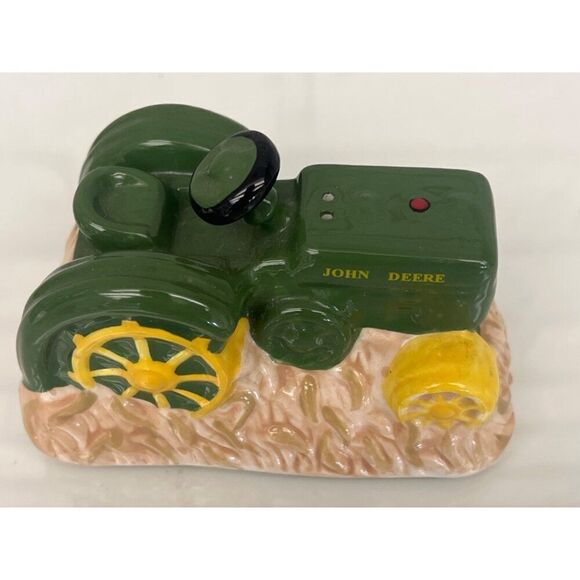 Vintage John Deere Ceramic Tractor Salt Shaker - Picture 6 of 9